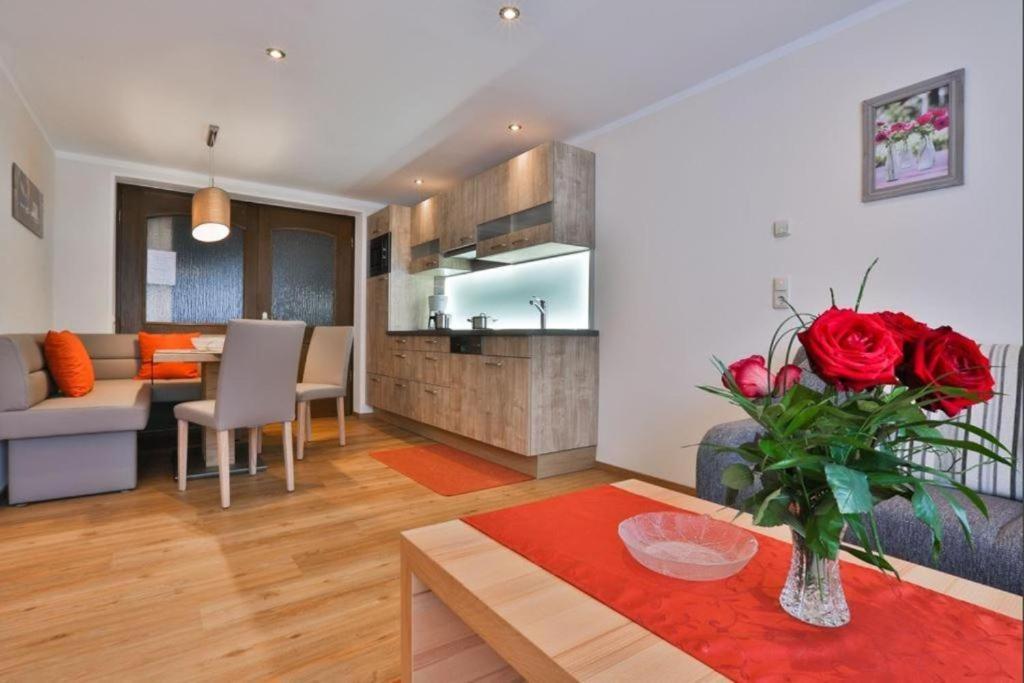 Ferienwohnung Haus Heimattreu Шёнау-ам-Кёнигсзе Экстерьер фото